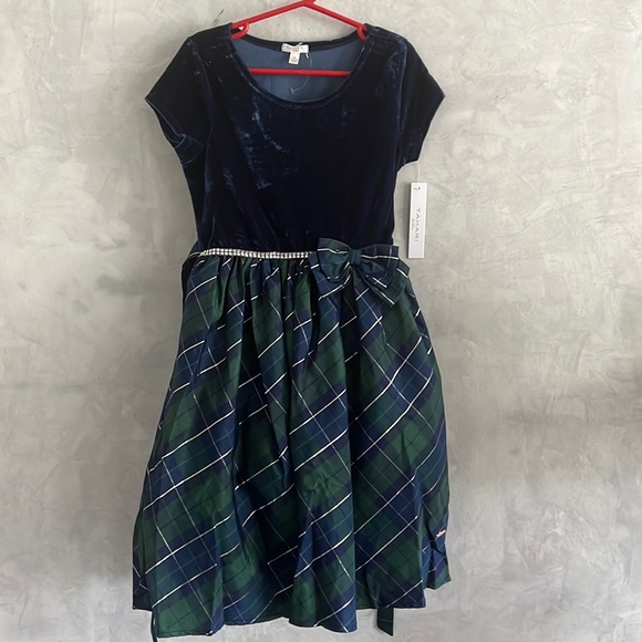 Tahari Girl, Velvet Top Dress and Plaid Skirt. Size 8 - Picture 1 of 9